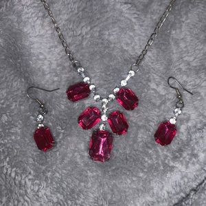 Pink necklace and earring set